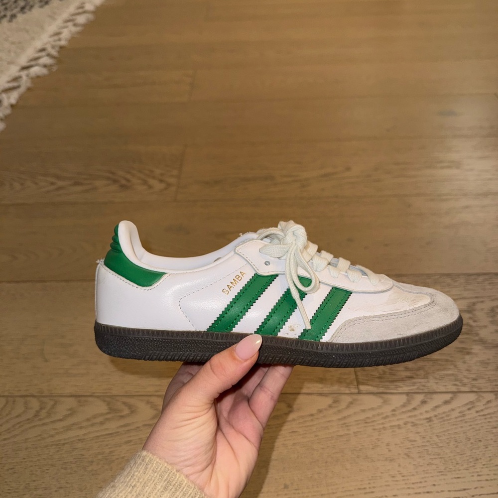Adidas Samba White and Green Shoes - MEN’s Size 5/WOMEN’s Size 7